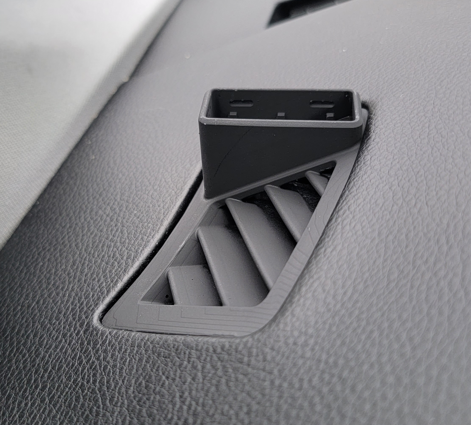 BMW E6X Vent-Mounted Gauge Pods (2006 - 2010 BMW 5-Series